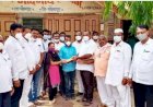 गादेगाव येथील कोविड सेंटरला  आमदार समाधान आवताडे यांची भेट !    त्याच  कोविड सेंटरला केली 21 हजार रुपयांची रोखच  मदत 