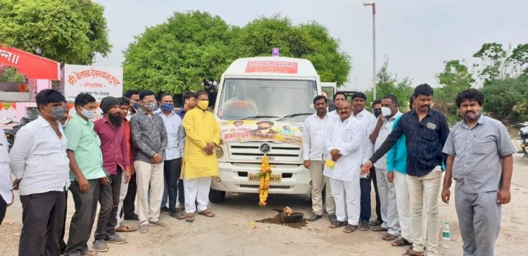 मनसेच्या ऑक्सिजन रुग्णवाहिकेचे लोकार्पण :: दिलीप धोत्रे