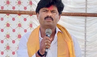 कोविडचे नियम पाळून एक दिवस पायी वारीमध्ये सामील होणार!  आ.गोपीचंद पडळकर यांनी  सरकारच्या विरोधात केली टीका  छत्रपतींच्या नावाखाली औरंगजेब सारख हे महाविकास आघाडीच वसुली सरकार असल्याचाही केला आरोप