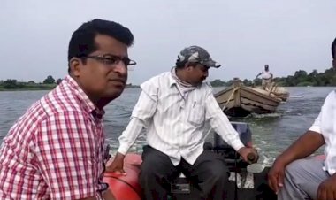 पंढरपूर तहसीलदारांची वाळू साठ्यावर कारवाई ! आंबे -पोहोरगाव येथे 6 होड्या केल्या नष्ट तर 20 ब्रास वाळू केली जप्त.