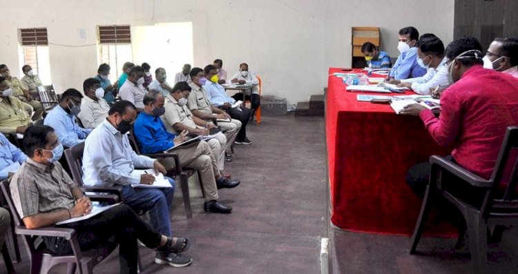 यंदाची आषाढी वारीही प्रतिकात्मक स्वरुपातच करण्यात येणार!  परवानगी असलेल्या पालखी सोहळ्यांनाच पंढरपूरात प्रवेश.   पंढरपूरचे प्रांताधिकारी सचिन ढोले यांचे आवाहन