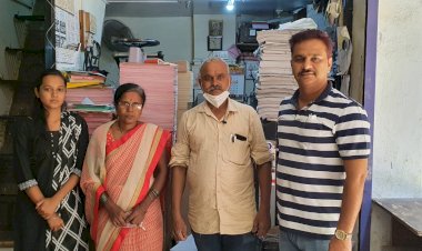 *वाढदिवसानिमित्त अभिजीत पाटील यांनी दाखवली सामाजिक बांधिलकी*   *(पुण्याचे MPSC चे स्वप्नील लोणकर यांच्या कुटुंबियांना केली एक लाखांची मदत)* 