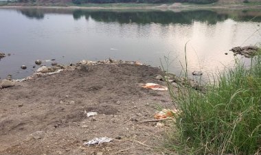 *आंबे येथील वाळू चोरीवर महसूल विभागाची करडी नजर!*  *दोन अज्ञात इसमांवर तालुका पोलिसात गुन्हे दाखल*