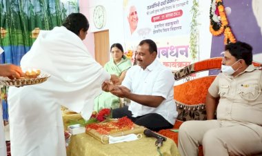 *आमदार समाधान दादा आवताडे यांच्या उपस्थितीत प्रजापिता ब्रह्मकुमारी संस्थे मध्ये रक्षाबंधन कार्यक्रम संपन्न.*