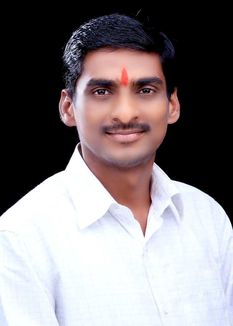 *स्वाभिमानी शेतकरी संघटनेच्या सोलापूर जिल्हा कार्याध्यक्ष सचिन आटकळे यांची निवड*,,,,.  