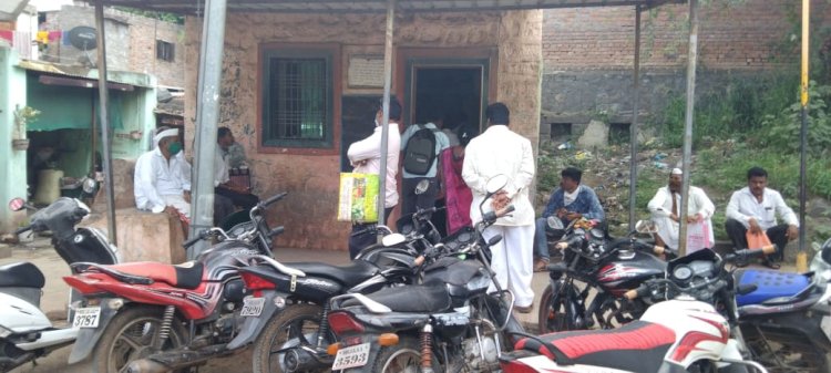 *तुटपुंज्या मानधनावर राबतयेत कोतवाल कर्मचारीचे हात**पंढरपूर तालुका,मानधन वाढवून मिळण्याची अपेक्षा*