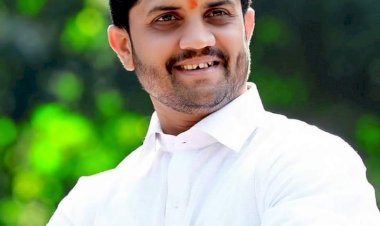 *करकंब जिल्हा परिषद गटात युवा नेते प्रणव परिचारक यांच्या नावाची जोरदार चर्चा.....!**चर्चेमुळे युवा  कार्यकर्त्यांमध्ये नवचैतन्य संचारले*.   *दुभंगलेला परिचारक गट एकत्रित येण्यासाठी हाच मार्ग योग्य*?*