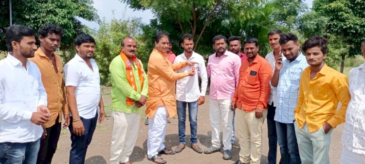 *महाराष्ट्र नवनिर्माण सेनेच्या विद्यार्थी सेना पंढरपूर तालुका अध्यक्षपदी सचिन माळी यांची निवड*  *करकंब येथील त्यांच्या निवडीने विद्यार्थी युवा वर्गातून स्वागत.*