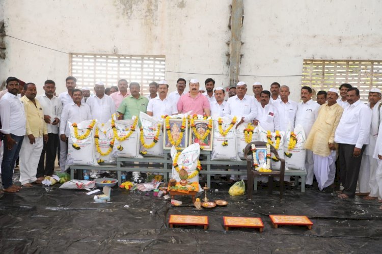 *धाराशिव साखर कारखाना युनिट४ सांगोला कारखान्याचे प्रथम 11 साखर  पोती पूजन संपन्न*
