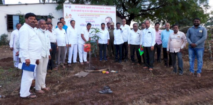 *श्री संत दामाजी कारखान्यावर  आ .समाधानदादा आवताडे यांचे वाढदिवासानिमित्त विविध कार्यक्रम संपन्न*