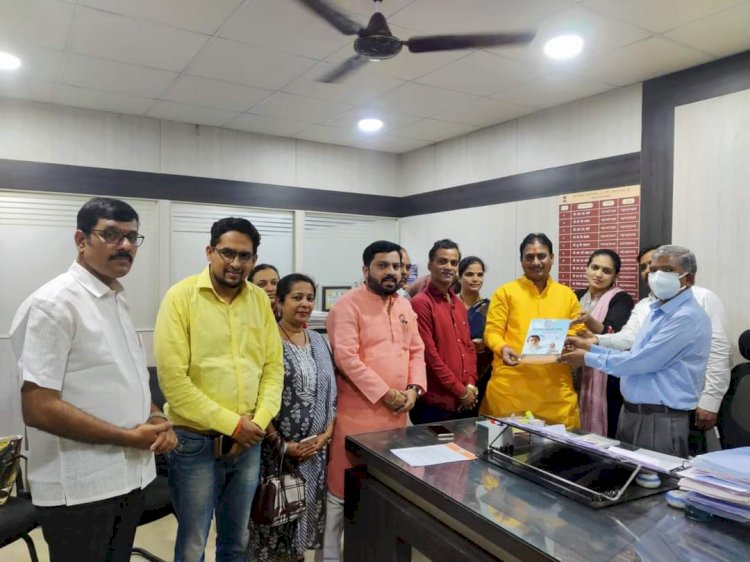 *सहकार क्षेत्रातील विविध समस्या त्वरित सोडावा अन्यथा राज्यभर अनोदोलन... मनसे नेते दिलीपबापू धोत्रे* *विविध मागण्यांचे सहकार आयुक्तांना दिले निवेदन.*..