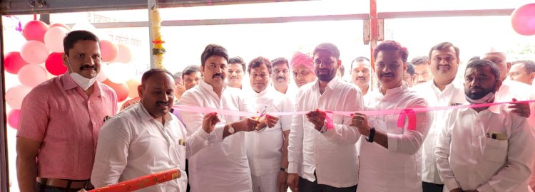 * पंढरीत सत्यवर्धन एनटरप्राईजेस चा उद्घाटन समारंभ संपन्न*