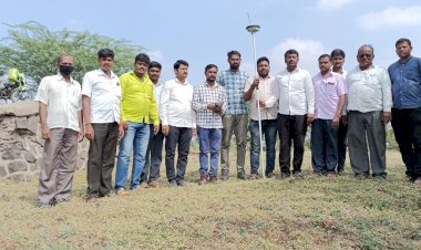 *तीन सिंहा बरोबर.... युवकांनी घेतली आघाडी.., पाणी आणणे आता हीच धडाडी.....!* *करकंब च्या गाव पाझर तलावात व पूर्व भागात पाणी आणण्याचे स्वप्न होणार साकार*.