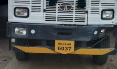 *करकंब- पंढरपूर रस्त्यावर दूध टँकरच्या धडकेत... वारकऱ्यांचा छोटा  हत्ती पलटी...!* *दोन वारकरी गंभीर जखमी तर अन्य वारकऱ्यांवर उपचार सुरू*.