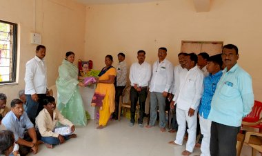 *करकंब येथे विविध सामाजिक उपक्रमानी भारतरत्न डॉ. बाबासाहेब आंबेडकर यांची जयंती मोठ्या उत्साहात साजरी*. *महिलांना साड्या तर अंध अपंगांना ड्रेस वाटप*