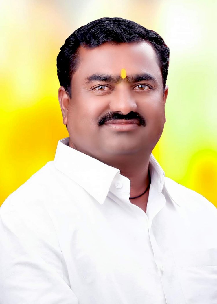 *भटुंबरे सोसायटीच्या चेअरमनपदी पंडित शेंबडे यांची निवड* *युवा नेते प्रणव परिचारक यांच्या हस्ते सर्वच नूतन सदस्यांचा सत्कार*