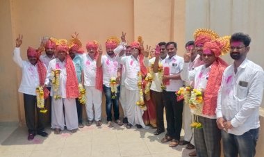 *करकंब नं 3 सोसायटी च्या चेअरमन पदी मारुती  देशमुख यांची तर व्हा चेअरमन पदी रामेश्वर खाडे यांची बिनविरोध निवड **