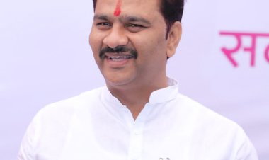 *अभिजीत पाटील यांचे पॅनल निवडणूक रिंगणात उतरणारच !*    *विठ्ठलच्या सत्ताधारी आणि विरोधकमधील धडकी कायम*   *रविवारी पिराची कुरोली येथे संध्याकाळी सभा*