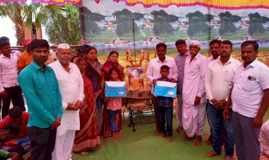 *पीएम केअर व मिशन वात्सल्य योजनेतून मयत दत्तात्रय खारे यांच्या मुलांना ३०लाख*