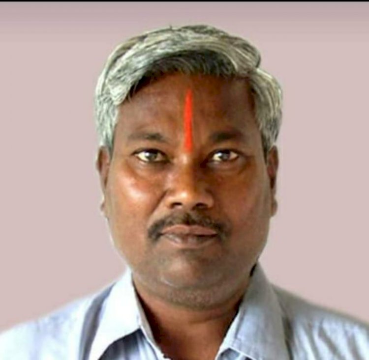 *नरसप्पा देशमुख यांच्या भूमिकेकडे संपूर्ण पंढरपूर तालुक्याचे लक्ष.....!*   *श्री विठ्ठल सहकारी साखर कारखान्याच्या..  लढतीत आप्पांची ...भूमिका महत्त्वाची राहणार.