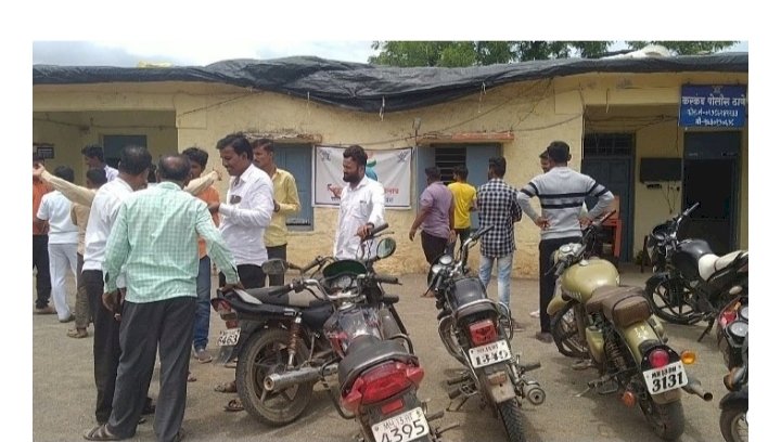 *मुख्यमंत्री उद्धव ठाकरे यांच्या प्रतिमेची सोशल मीडियातून बदनामी*  *करकंब पोलिसात एकावर गुन्हा दाखल*