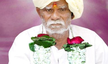 *संत सेवेची आराधना... समाजसेवेला वाहून अखंड जीवन वाहिले सिद्धनाथांना.....!*   *श्री.सद्गुरू बजरंगतात्या महाराज आज नामदेव महाराज पुण्यतिथी दिवशी ब्रह्मलीन विलीन*.  *महाराष्ट्रातील व करकंब शिष्य परिवारावर दु:खाचा डोंगर*