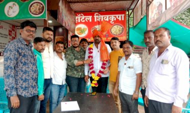 *संभाजी ब्रिगेड पंढरपूर विभागाच्या जिल्हाध्यक्षपदी सचिन जगताप यांची फेरनिवड.*  *जिल्हाध्यक्षपदी फेर निवड झाल्याबद्दल केला विशेष सन्मान व सत्कार*