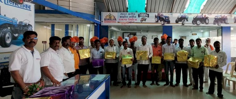 *सोनालिका ट्रॅक्टर  खरेदीदारातून समृद्धी ट्रॅक्टर एजंसीच्या वतीने लकी ड्रॉचां धूमधडाका*     चां