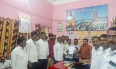 *अखेर ... करकंब येथील पांढरे वस्ती झेडपी शाळेत शिक्षकाची नेमणूक....!*   *गटविकास अधिकारी प्रशांत काळे यांनी गैरव्यवहार प्रकरणी दिले चौकशीचे आदेश.*  *करकंब च्या झेडपीच्या शिक्षण क्षेत्रात मोठी खळबळ.*