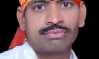 *करकंब येथील गावठाण मधील अतिक्रमण काढण्यासाठी आमरण उपोषण...!*  *सामाजिक कार्यकर्ते विजय मामा माळी यांचा गावठाण रस्त्यासाठी धरला उपोषणाचा मार्ग.*