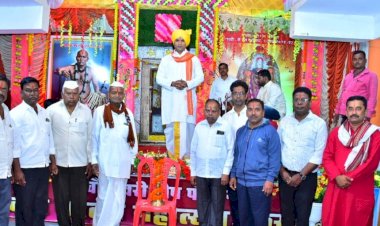 *हरिनामाने काळाची भिती नष्ट होऊन जीवन कृतार्थ होते:- संदीपबुवा मांडके.*   *श्री चौंडेश्वरी मंदिर कोष्टी समाज ट्रस्ट करकंब वतीने महिलांच्या सुप्त गुणांना वाव.*