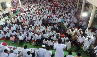 *विठ्ठल प्रमाणे सहकार शिरोमणीच्या सभासद आणि कर्मचारी यांना मिळणार न्याय*  *चेअरमन अभिजीत  पाटील यांचे विचारविनिमय बैठकीत जाहिर आस्वासन*