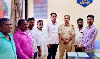 *साहित्यिक आण्णाभाऊ साठे जयंतीनिमित्त पोलीस आणि पदाधिकारी बैठक*  *पंढरपूर तालुका पोलीस स्टेशनचे पो. नि. मिलिंद पाटील यांनी जयंती शांततेत पार पाडण्याचे केले आवाहन*