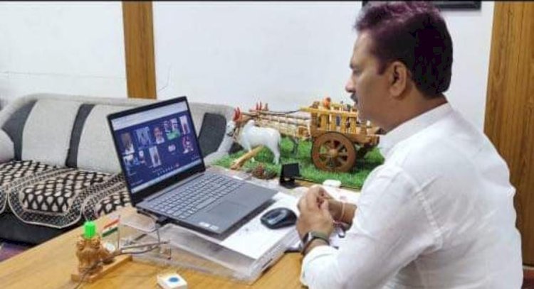 . *रब्बी पिकांसाठी उद्यापासून पाणी उपलब्ध होणार.*. चेअरमन अभिजीत पाटील यांची माहिती*