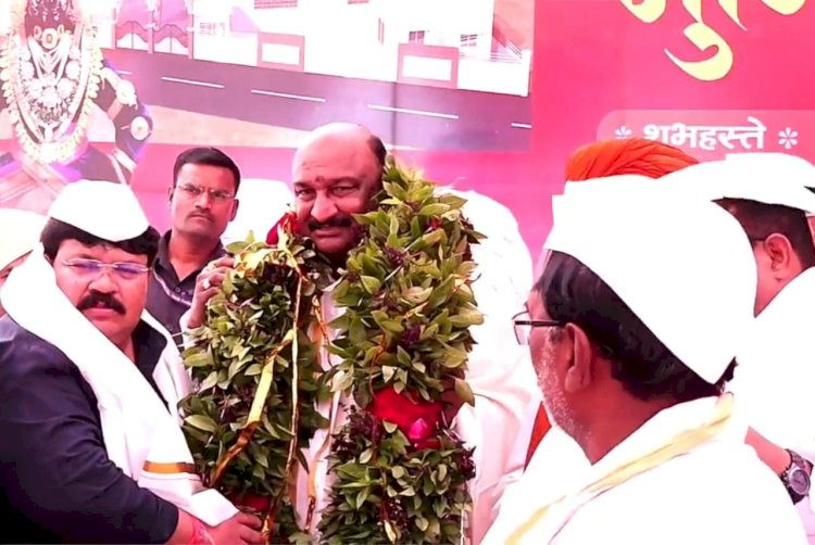 *पैठण मतदार संघातील वारकऱ्यांच्या निवासाचा प्रश्न मिटणार : ना. संदीपान भुमरे*  *पंढरीत संत एकनाथ महाराज भक्त निवासचे भूमिपूजन