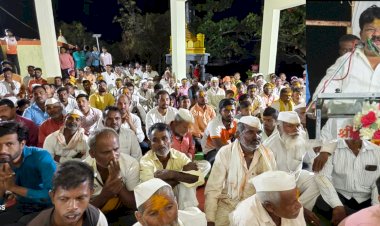 *उत्तर सोलापूरच्या शिवसेनेत एकमत*  *कळमण येथील जनसंवाद मेळाव्यात राजाभाऊ खरे यांच्या उमेदवारीवर शिक्कामोर्तब*
