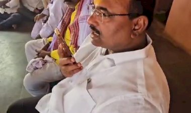 *ऊसतोड मृतांच्या नातेवाईकांना पाच लाख शासकीय मदत जाहीर*  - *आमदार समाधान आवताडे यांची माहिती*