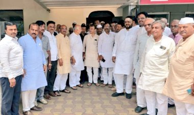 *लिंगायत समाजाचा प्रणिती शिंदेंना जाहीर पाठिंबा*  *कारखान्याची चिमणी प्रकरणाचा मतदानातून बदला घ्या*  *धर्मराज काडादीं यांनी जाहीर केले आवाहन*