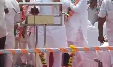 *पंढरपूर मतदार संघातील स्व. भारत भालके यांच्या निष्ठावंत कष्टकरी जनतेचा पाठिंबा*  *आ.प्रणिती शिंदे या खासदार म्हणून दिल्लीला जातील; भगीरथ भालकेंनी दिला मताधिक्याचा  शब्द*