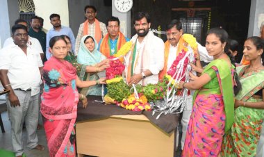 *माझा मतदारसंघ हा माझा परिवार म्हणून पाहणार*    *तिर्‍हे येथील प्रचारसभेत आ. राम सातपुते यांचे वचन* 