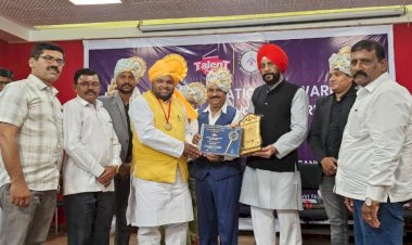 *नितीन काळे यांना राज्यस्तरीय समाजभूषण पुरस्काराने सन्मानित*  *आजवर अनेक राज्यस्तरीय पुरस्काराचे काळे ठरले आहेत मानकरी*