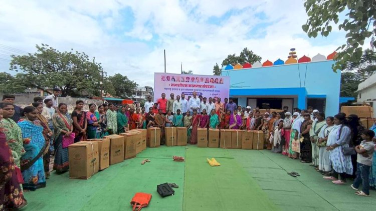 *प्रशांतराव परिचारक यांचे हस्ते २५० कामगारांना गृहोपयोगी वस्तू संचाचे वाटप*