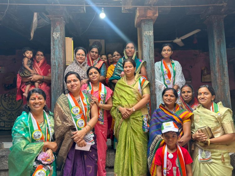 *अभिजीत पाटील यांच्यासाठी  महिलांकडूनही  प्रचारात आघाडी*  *महिलांचा घरोघरी भेटीवर भर तर  शिवतेजसिंह मोहिते पाटील यांचेसह उमेदवार पाटील यांचेही गावभेट दौरे सुरू*